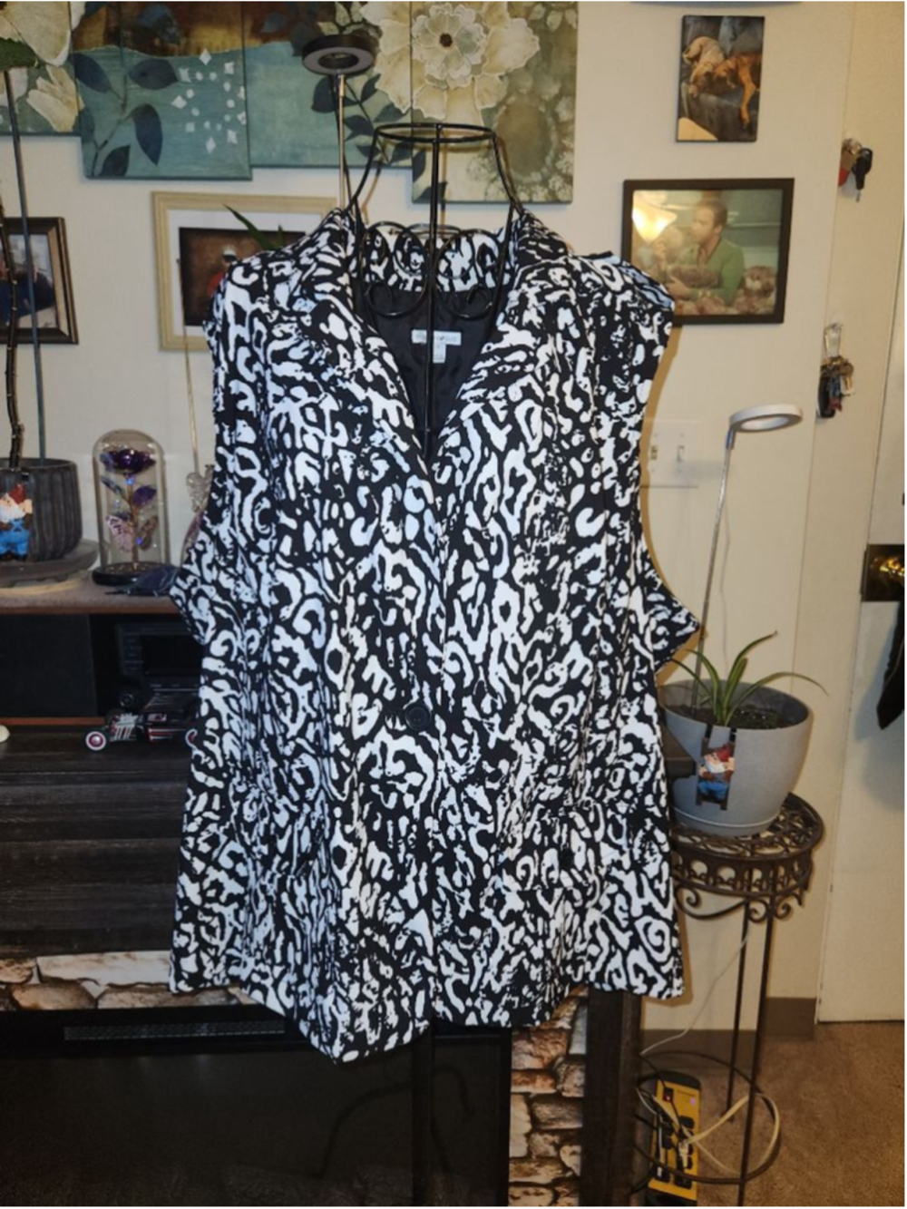 Fashion Bug Blazer 3X Black & White Abstract Print
